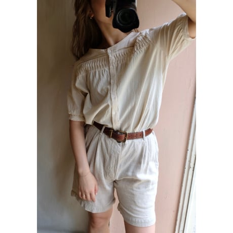 ivory half pants