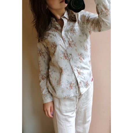 flower shirt