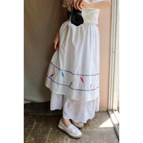 white design skirt
