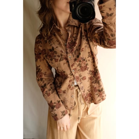 brown flower shirt
