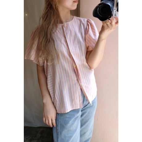 colorful frill blouse