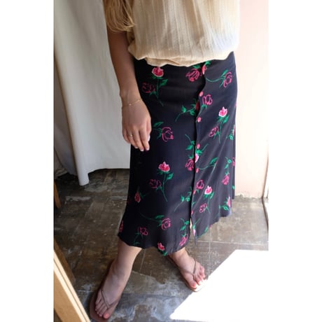black×pink flower skirt