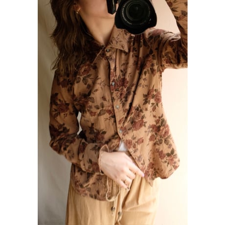 brown flower shirt