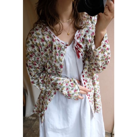flower cardigan