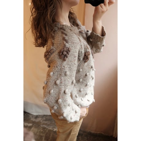 brown pompom knit