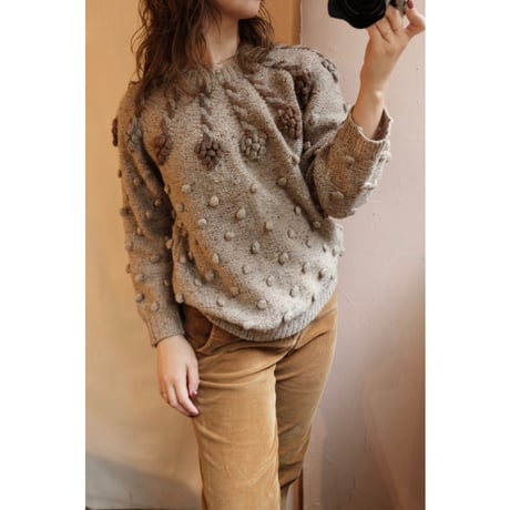 brown pompom knit