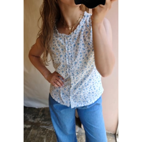 blue flower tank top