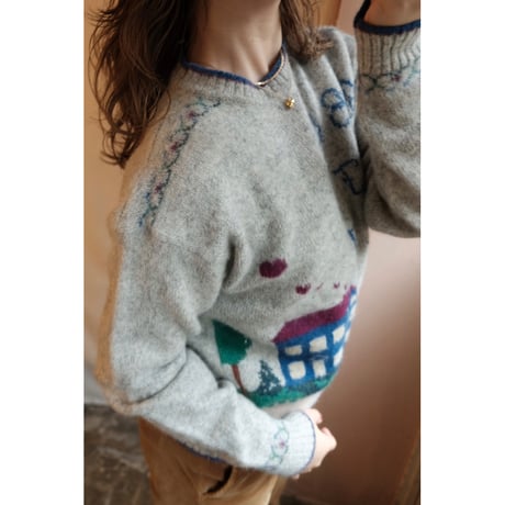 gray design knit