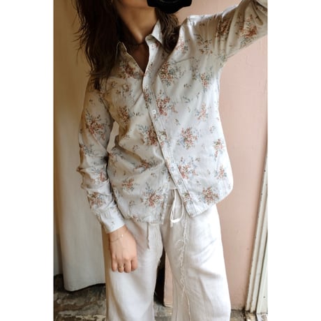 flower shirt