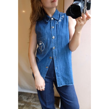 denim embroidery shirt