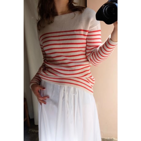 red border knit