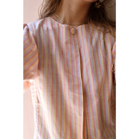 colorful frill blouse