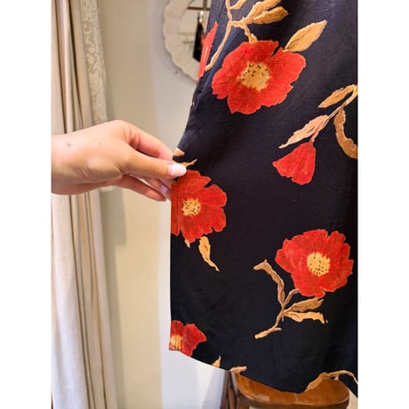 black flower skirt