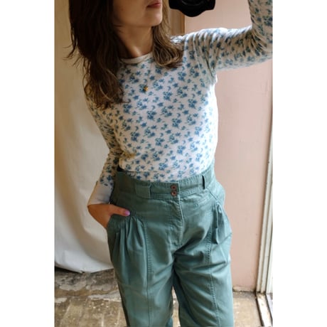 khaki cargo pants