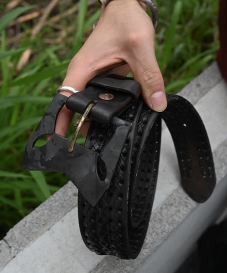 WILDFRÄULEIN × ferric "Crafted leather belt"