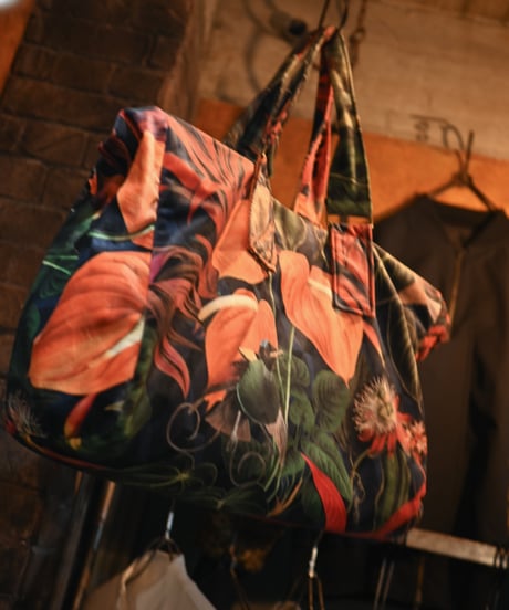 WILDFRÄULEIN × Tushyshvili "Hand bag" Tropical Kizuna.