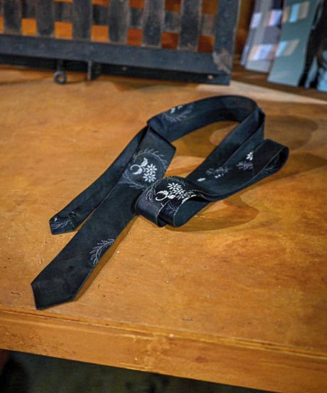 JFR "Tie" silk.