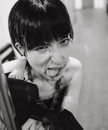 WILDFRÄULEIN ''Camisole type - ⅱ'' White and Black color.