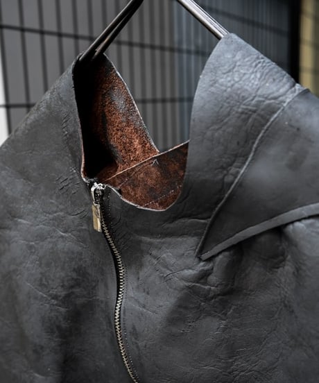 JFR "Cubic leather blouson"