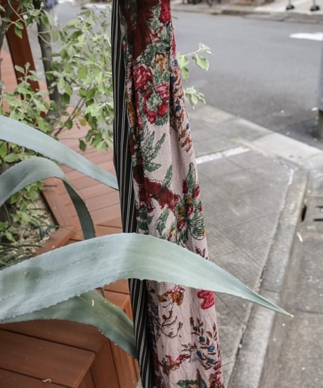 Hankes × JFR "Hand drowning flower bontage onepiece"