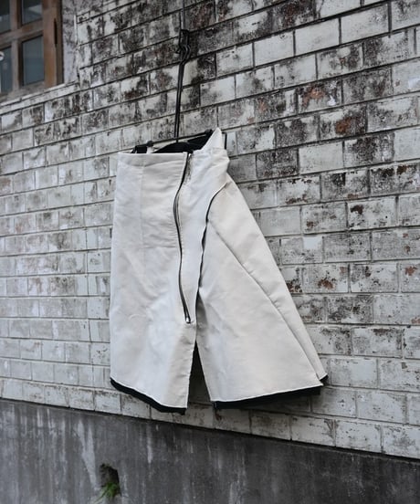 JFR "Trance gender' ghruka shorts"