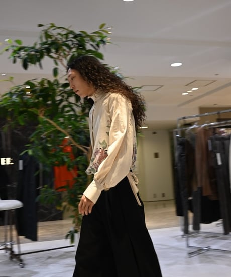 WILDFRÄULEIN "Provance flower of broach blouse"