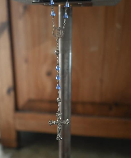 Subtle "Jesus christ" Skelton blue beads.