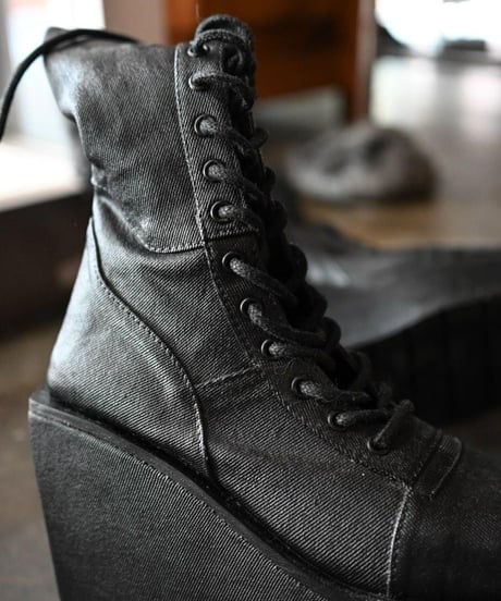 k.j dan "Knee high heel side zip boots" Tabi.