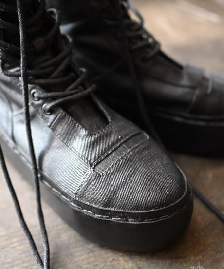 k.j dan "Lace up high heel sneaker"