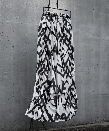 JFR "Tuck pattern volume tune bottom" Digital snow camouflage.