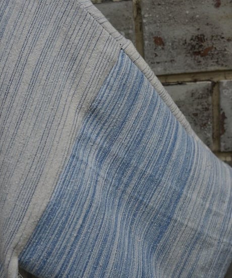 Gauche "Square carve things Tshirt"