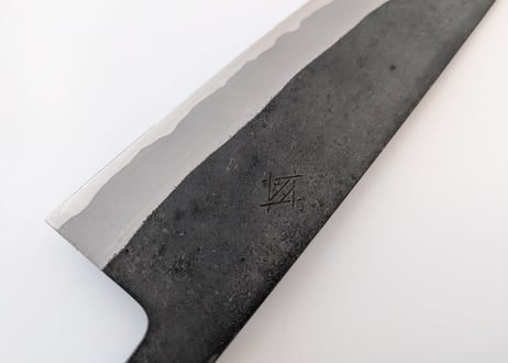 Y0153 | 青紙スーパー | 切付牛刀180 | 黒打 | 黒檀八角柄