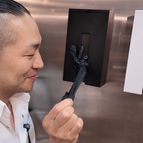 マグネット式の手袋ホルダー　ホワイト