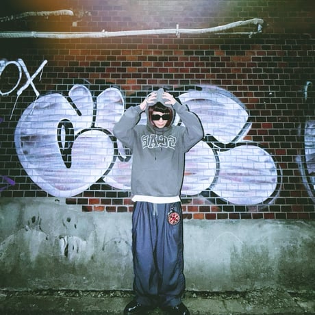 MIRRORED LOGO HOODIE