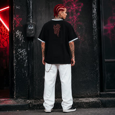 AUN TRIBAL SST (BLK-M.RED)