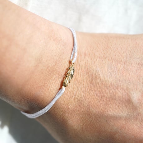 N.FEATHER CORD BRACELETS