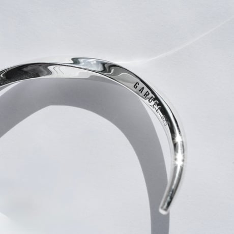 STREAM BANGLE
