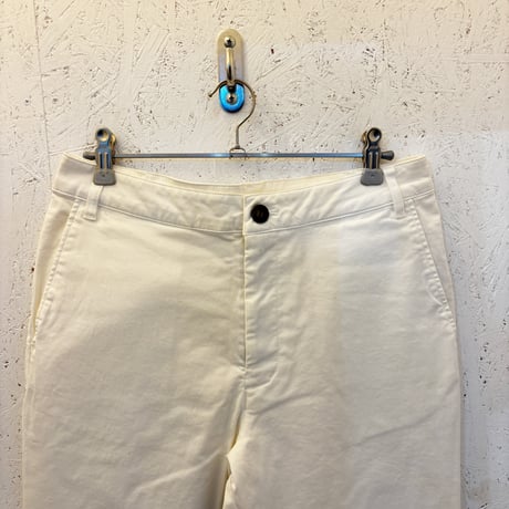 【White Stretch Pants】