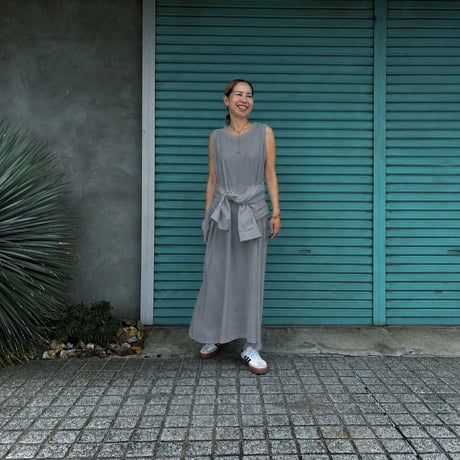 【SLEEVELESS LONG DRESS】
