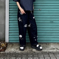 【SHADOW FLOWER DENIM / CURVED PANTS】