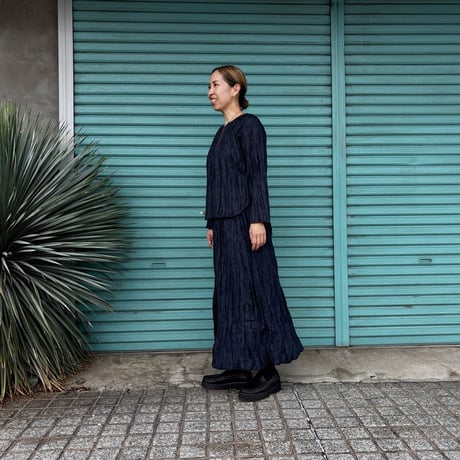 【Baked Crinkle Denim T-Blouse】