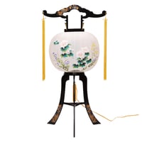 【美しく回る回転灯】お盆提灯 11号（高さ80cm）蒔絵調・芙蓉（ふよう）と秋草 伝統的な三本足 電気コード式