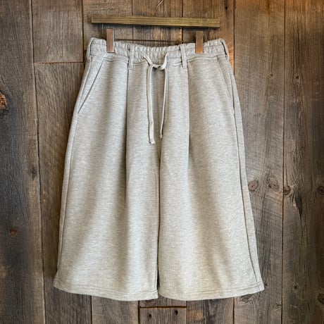 ワイドタックスウェットショーツ【ハーフパンツ】935088