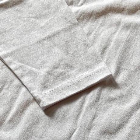 胸刺繍長袖Tシャツ　26-70102