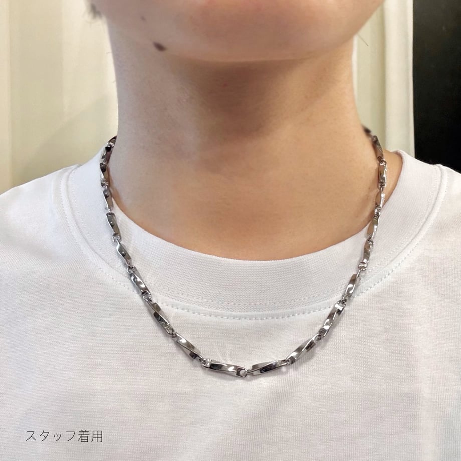 6a568d4287fb37590a006134