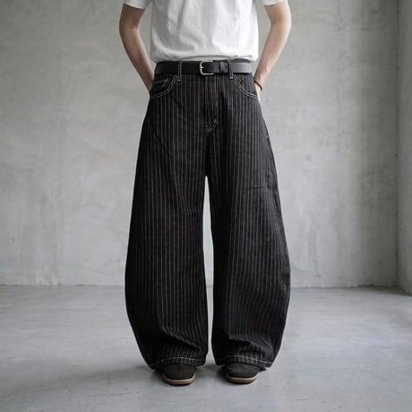 ヒッコリーバレルレッグワイドデニム【カーブパンツ】840806