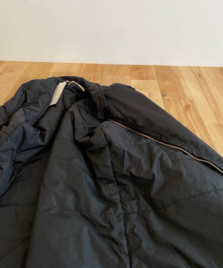 NECESSARY OR UNNECESSARY (NOUN) ナウン  /　ZIP COAT 【ブラック】