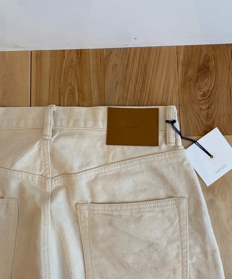 HATSKI ハツキ（ユニセックス） /   WIDE TAPERED DENIM ワイドテーパード 【生成り】