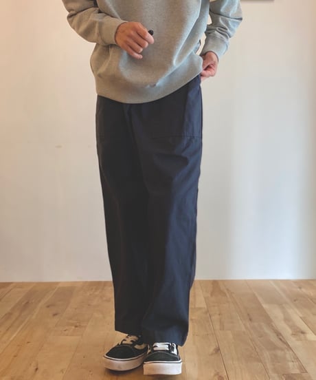MANUAL ALPHABET マニュアルアルファベット（ユニセックス）/ BACK SATIN EASY BAKER PANTS バックサテンイージーベイカー【ネイビー】
