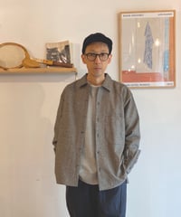 MANUAL ALPHABET マニュアルアルファベット（ユニセックス）/ COTTON TWEED PATCH SHIRTS 【ベージュ】